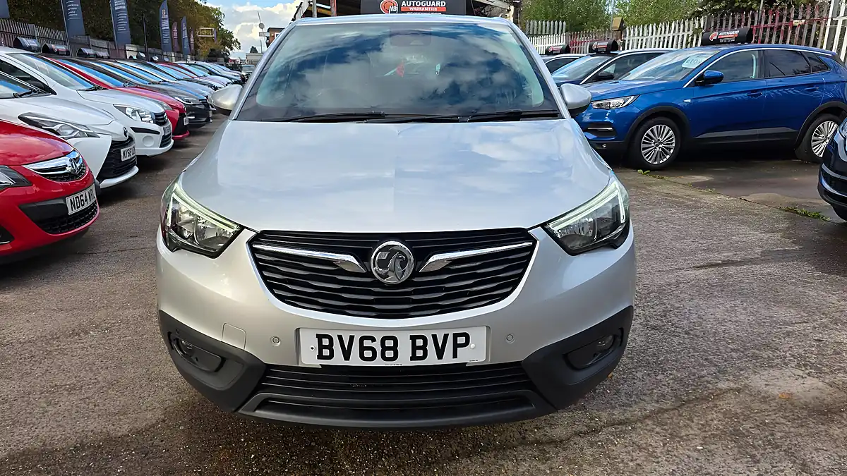 Used 2018 Vauxhall Crossland X Se Silver - Interior and Exterior details 6