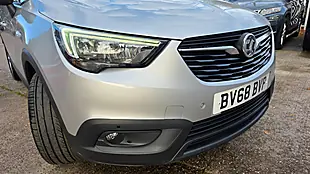 Used 2018 Vauxhall Crossland X Se Silver - Interior and Exterior details 9