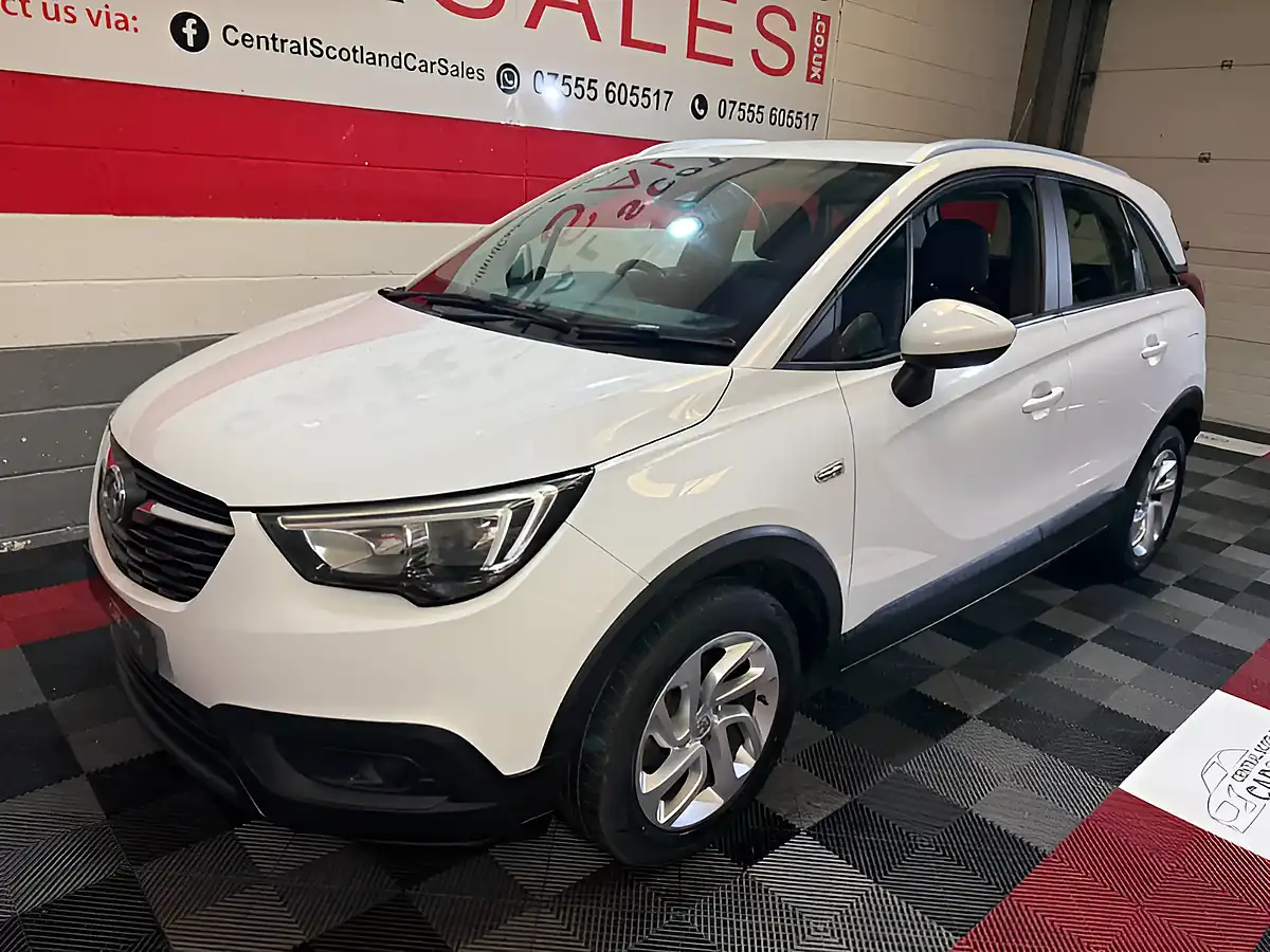 Used 2018 Vauxhall Crossland X Se White - Interior and Exterior details 8