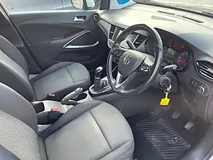 Used 2018 Vauxhall Crossland X Se White - Interior and Exterior details 12