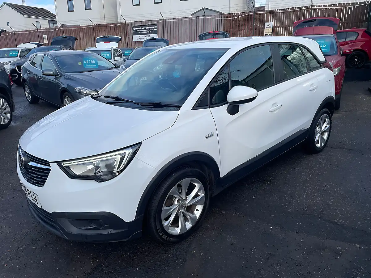Used 2018 Vauxhall Crossland X Se White - Interior and Exterior details 7