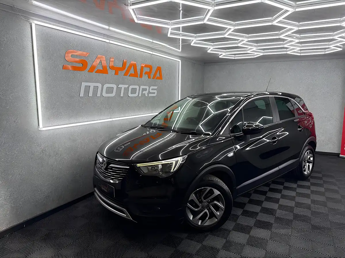 Used 2018 Vauxhall Crossland X Tech Line Nav Black - Front View