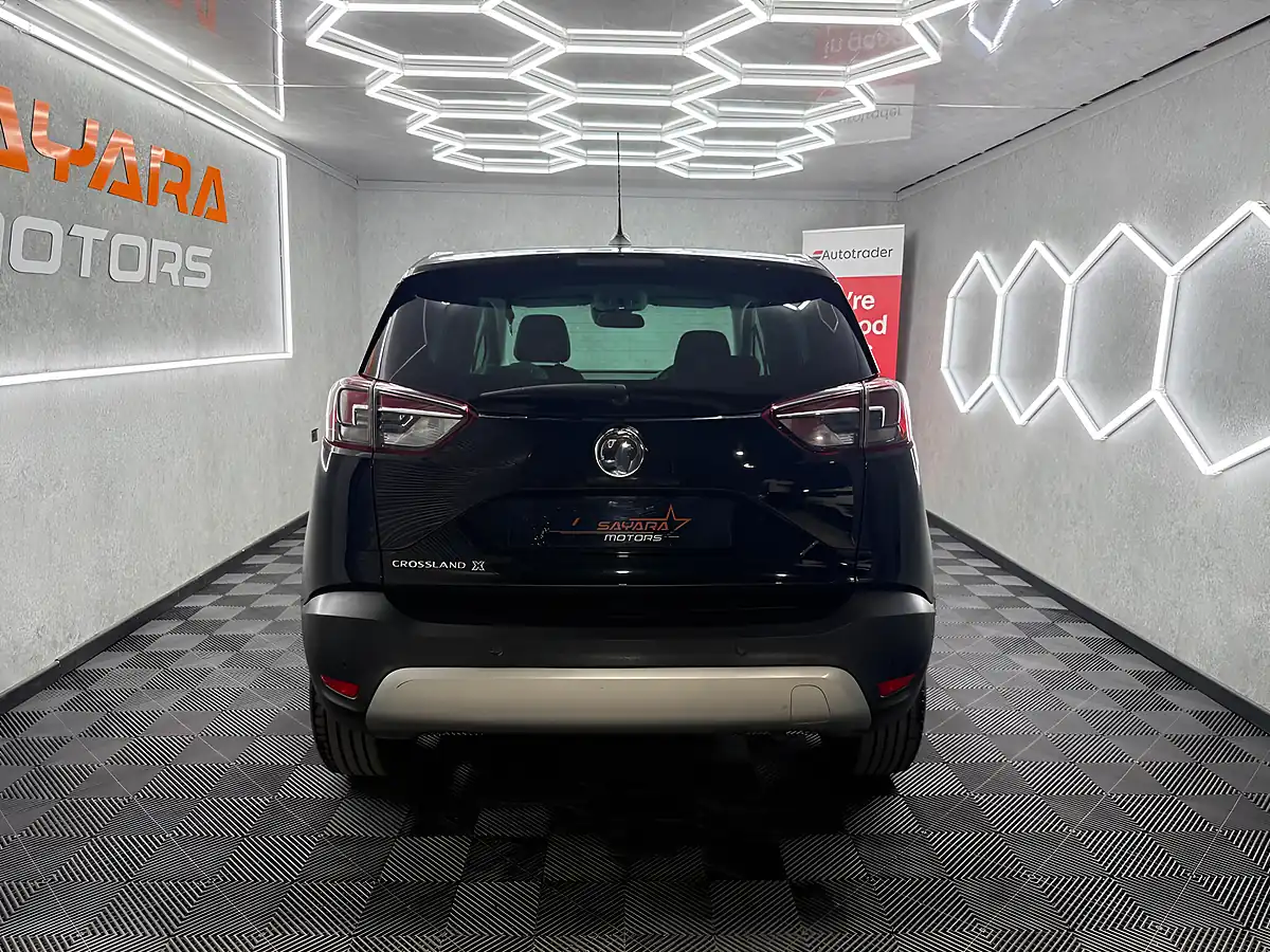 Used 2018 Vauxhall Crossland X Tech Line Nav Black - Interior and Exterior details 10