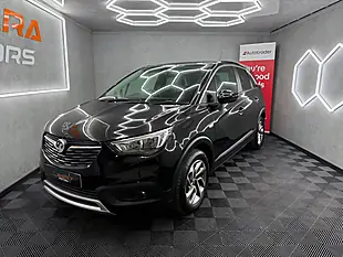 Used 2018 Vauxhall Crossland X Tech Line Nav Black - Interior and Exterior details 8