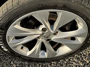 Used 2018 Vauxhall Crossland X Tech Line Nav Grey - Interior and Exterior details 15