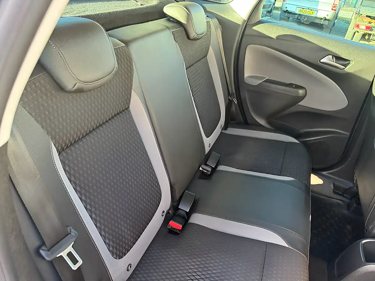 Used 2018 Vauxhall Crossland X Tech Line Nav Grey - Interior and Exterior details 19
