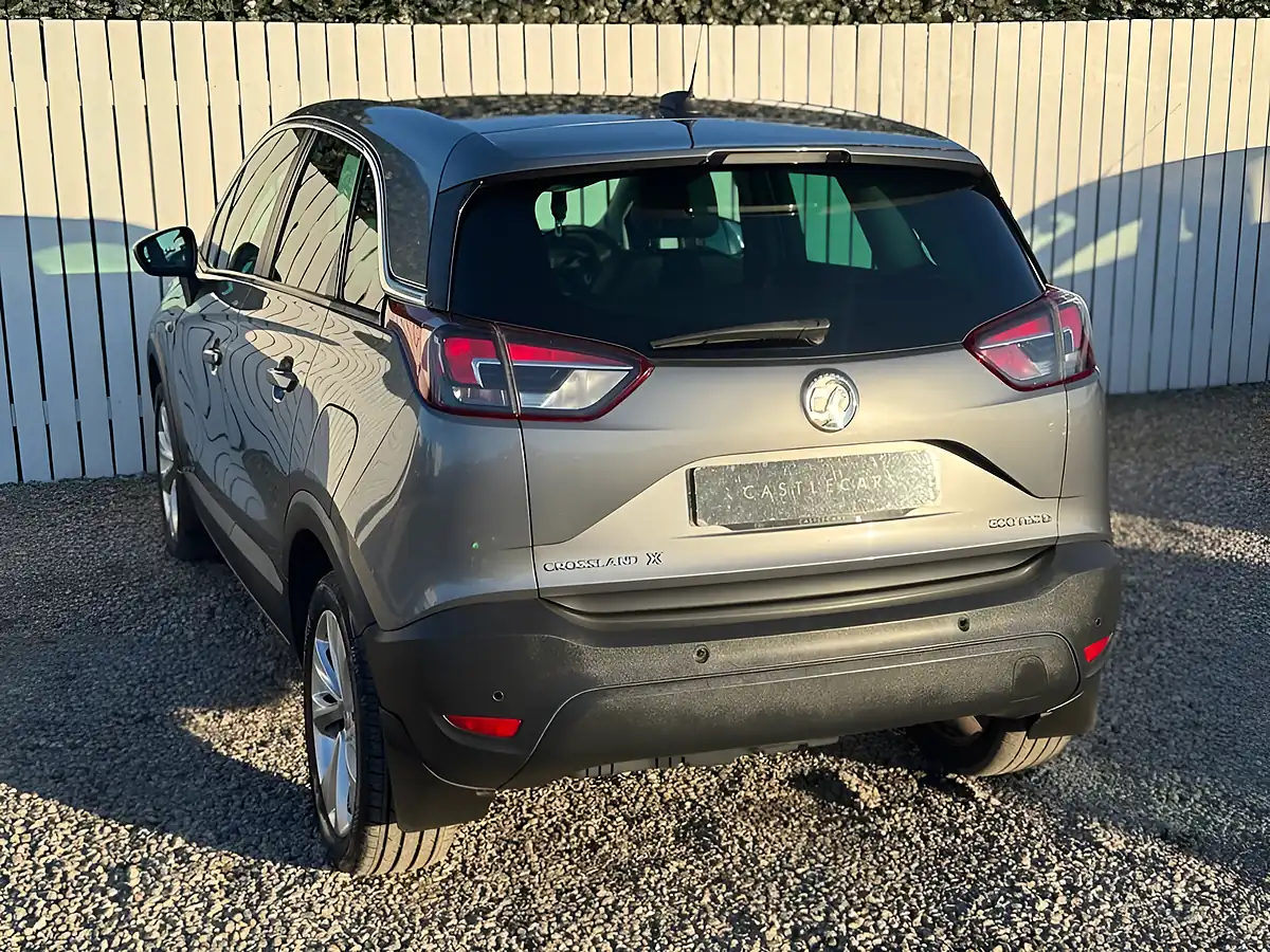 Used 2018 Vauxhall Crossland X Tech Line Nav Grey - Interior and Exterior details 4