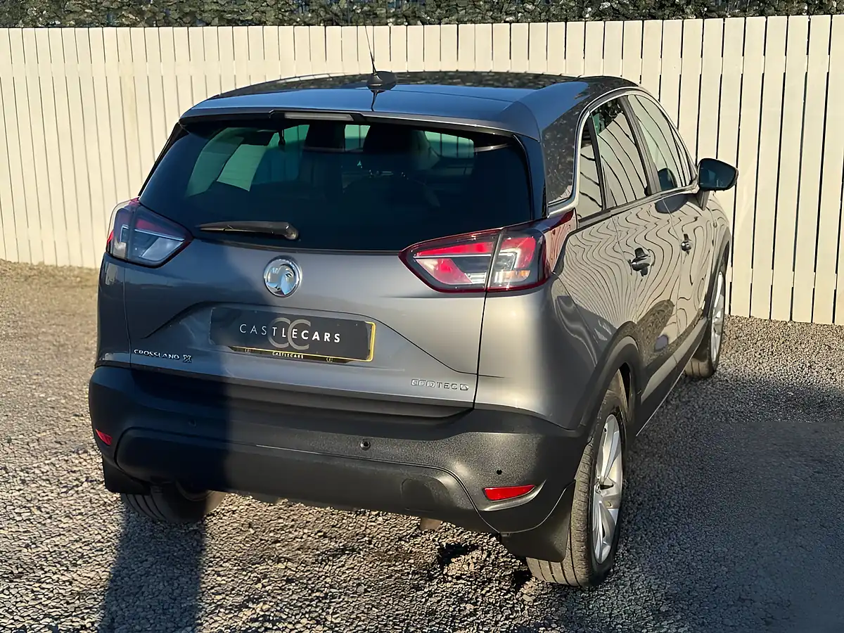 Used 2018 Vauxhall Crossland X Tech Line Nav Grey - Interior and Exterior details 5