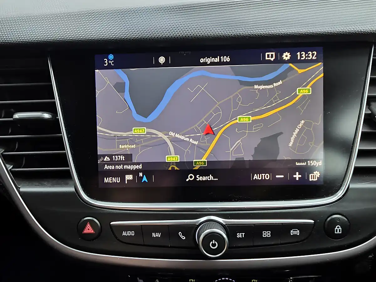 Used 2018 Vauxhall Crossland X Tech Line Nav Red - Interior and Exterior details 11