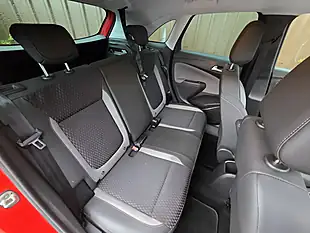 Used 2018 Vauxhall Crossland X Tech Line Nav Red - Interior and Exterior details 16