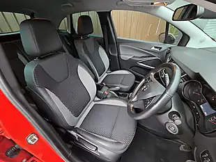 Used 2018 Vauxhall Crossland X Tech Line Nav Red - Interior and Exterior details 6
