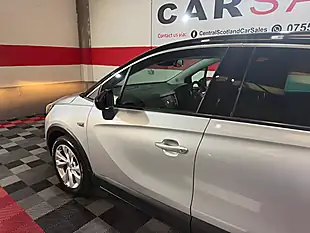 Used 2018 Vauxhall Crossland X Tech Line Nav Silver - Interior and Exterior details 10