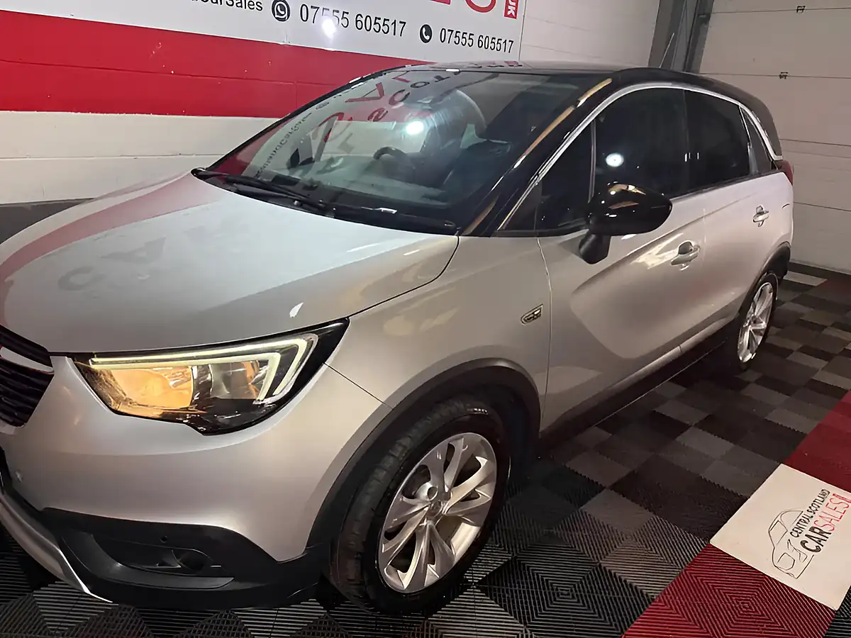 Used 2018 Vauxhall Crossland X Tech Line Nav Silver - Interior and Exterior details 2