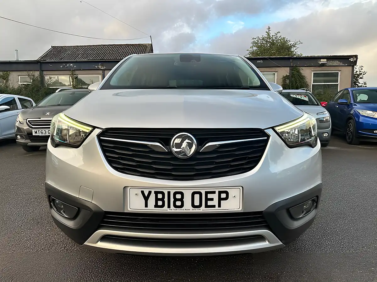 Used 2018 Vauxhall Crossland X Tech Line Nav Silver - Interior and Exterior details 4