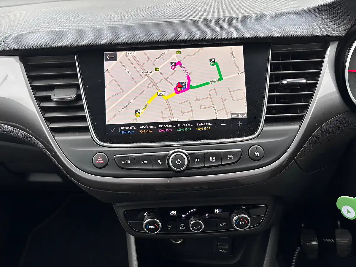 Used 2018 Vauxhall Crossland X Tech Line Nav White - Interior and Exterior details 8