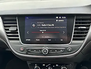 Used 2018 Vauxhall Crossland X Tech Line Nav White - Interior and Exterior details 9