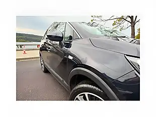 Used 2018 Vauxhall Crossland X Ultimate Blue - Interior and Exterior details 8