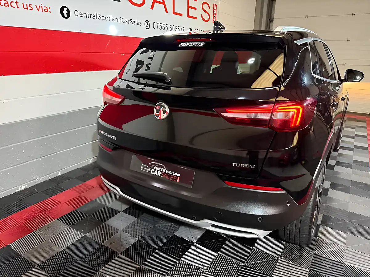 Used 2018 Vauxhall Grandland X Elite Nav Black - Interior and Exterior details 10