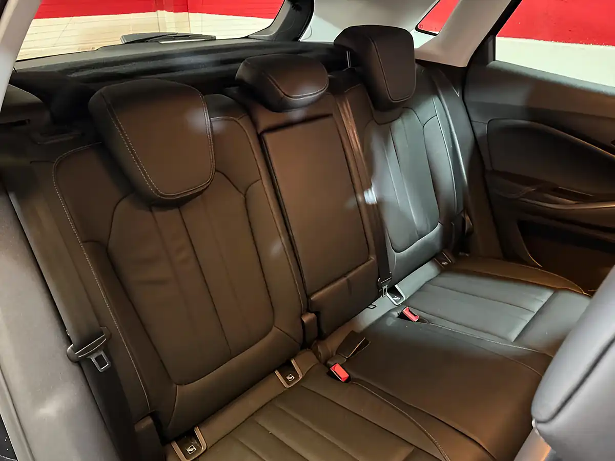 Used 2018 Vauxhall Grandland X Elite Nav Black - Interior and Exterior details 11