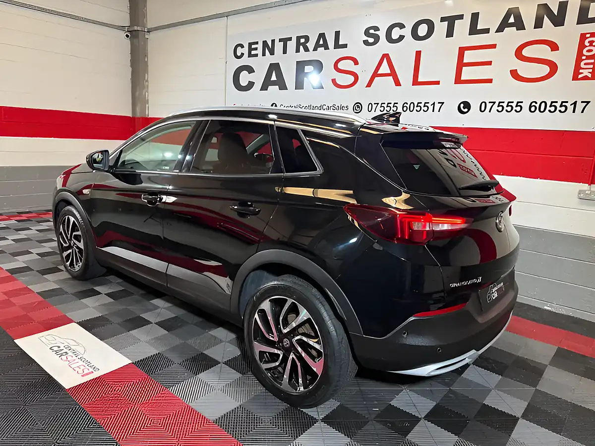 Used 2018 Vauxhall Grandland X Elite Nav Black - Interior and Exterior details 4