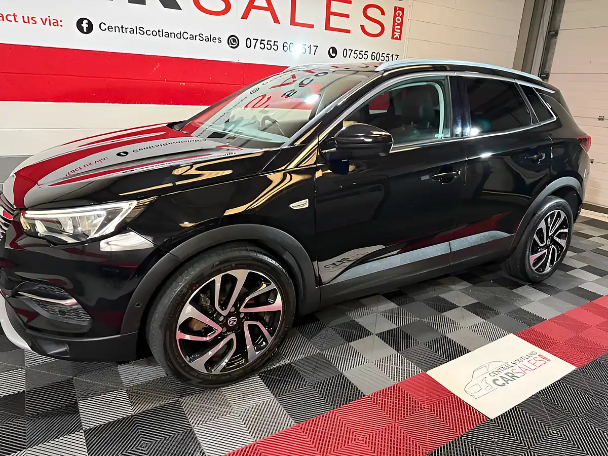 Used 2018 Vauxhall Grandland X Elite Nav Black - Interior and Exterior details 6
