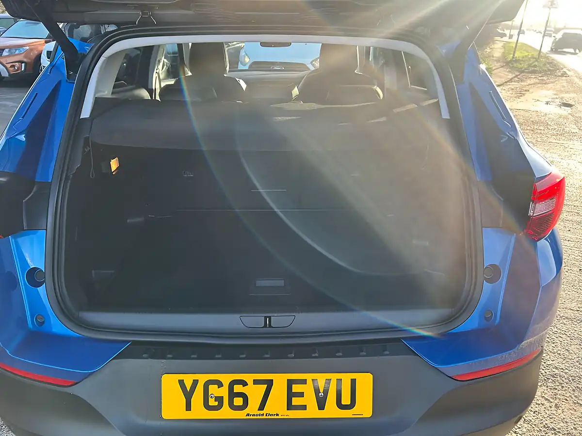 Used 2018 Vauxhall Grandland X Elite Nav Blue - Interior and Exterior details 11