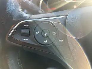 Used 2018 Vauxhall Grandland X Elite Nav Blue - Interior and Exterior details 17