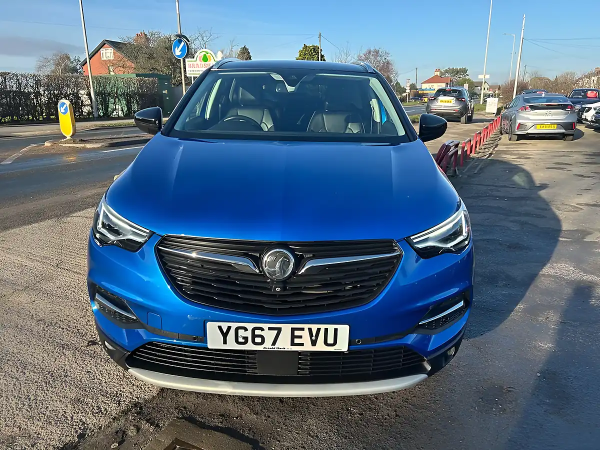 Used 2018 Vauxhall Grandland X Elite Nav Blue - Interior and Exterior details 9