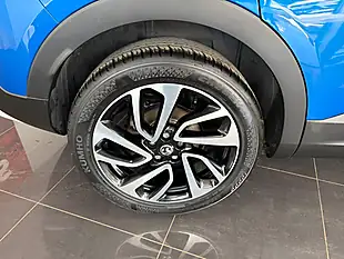 Used 2018 Vauxhall Grandland X Elite Nav Blue - Interior and Exterior details 14