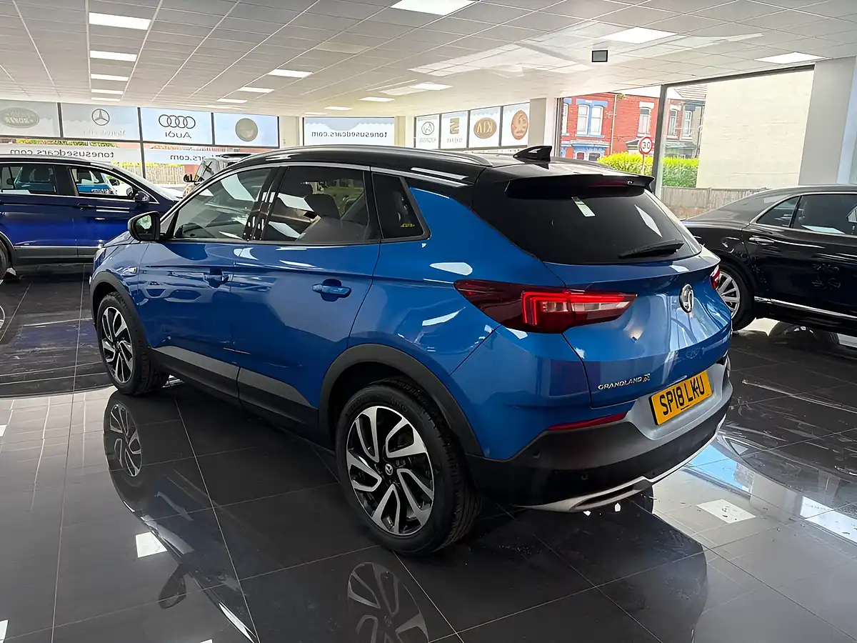 Used 2018 Vauxhall Grandland X Elite Nav Blue - Interior and Exterior details 6