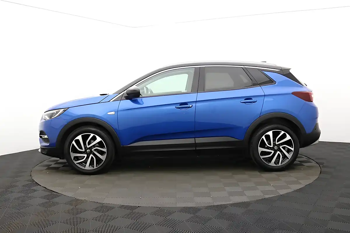 Used 2018 Vauxhall Grandland X Elite Nav Blue - Interior and Exterior details 7