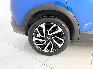Used 2018 Vauxhall Grandland X Elite Nav Blue - Interior and Exterior details 14