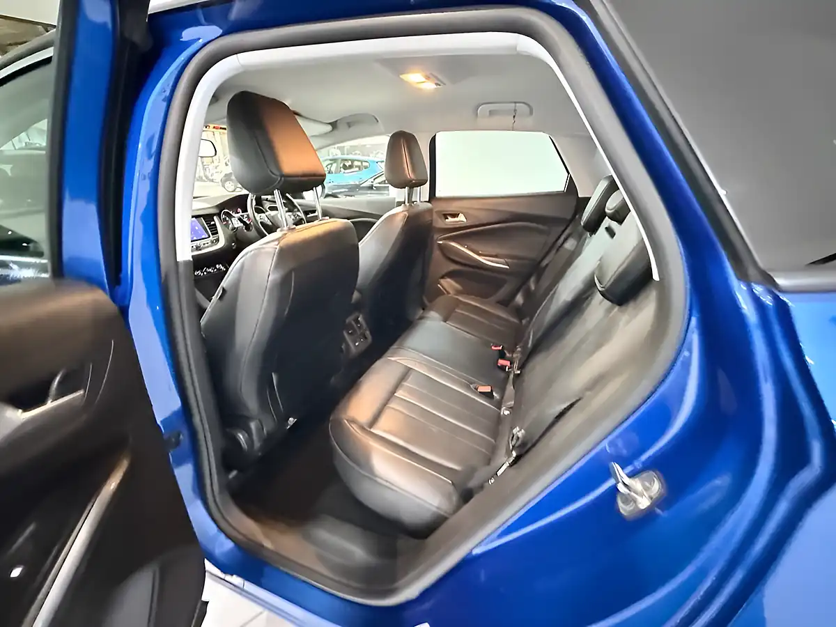 Used 2018 Vauxhall Grandland X Elite Nav Blue - Interior and Exterior details 19