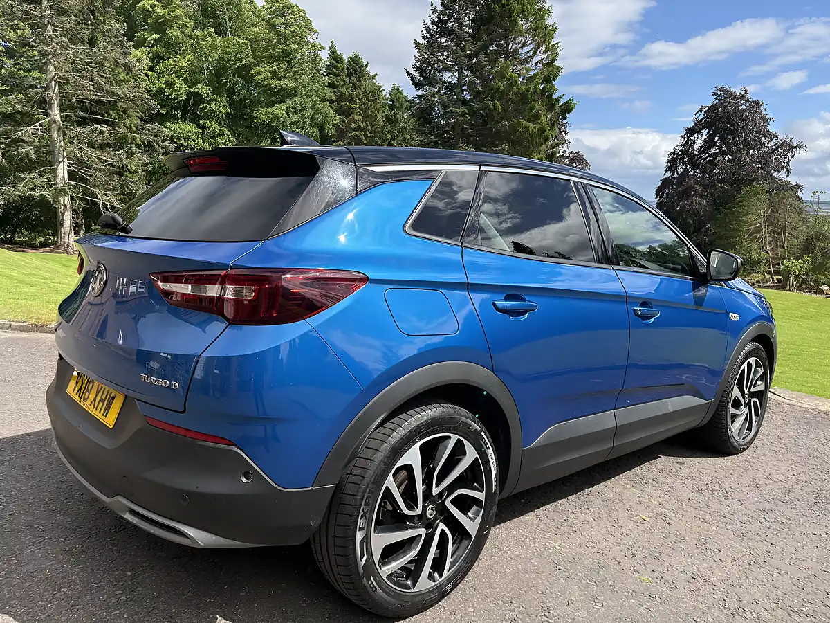 Used 2018 Vauxhall Grandland X Elite Nav Blue - Interior and Exterior details 10