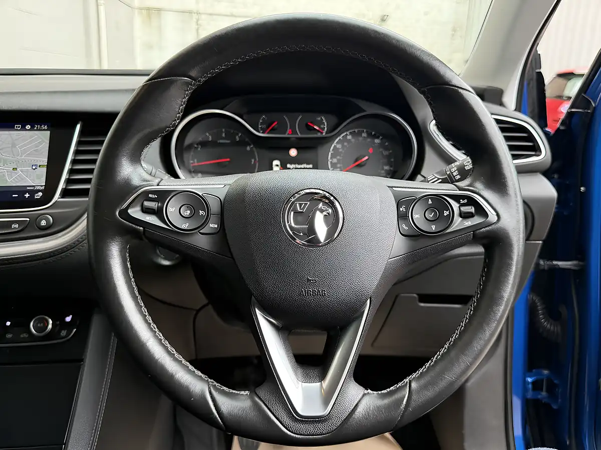 Used 2018 Vauxhall Grandland X Elite Nav Blue - Interior and Exterior details 15