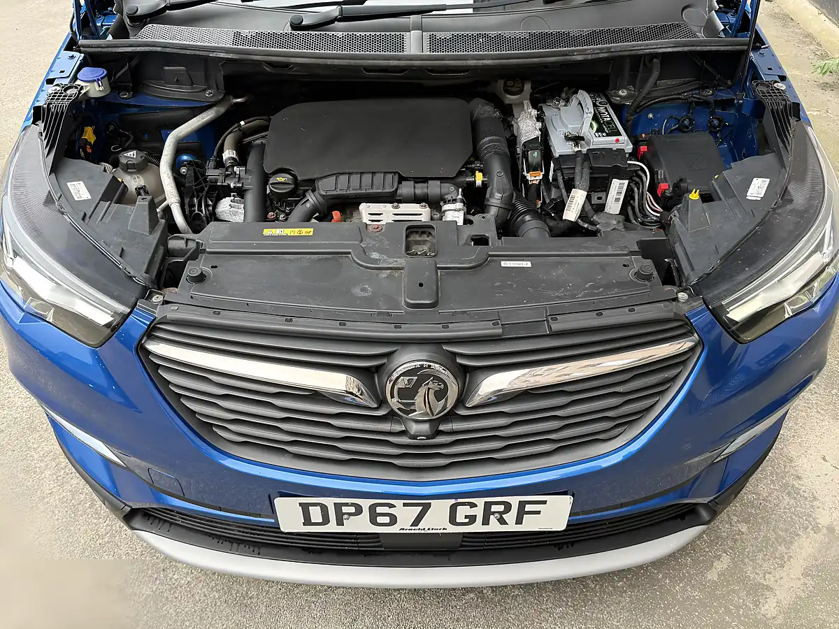 Used 2018 Vauxhall Grandland X Elite Nav Blue - Interior and Exterior details 9