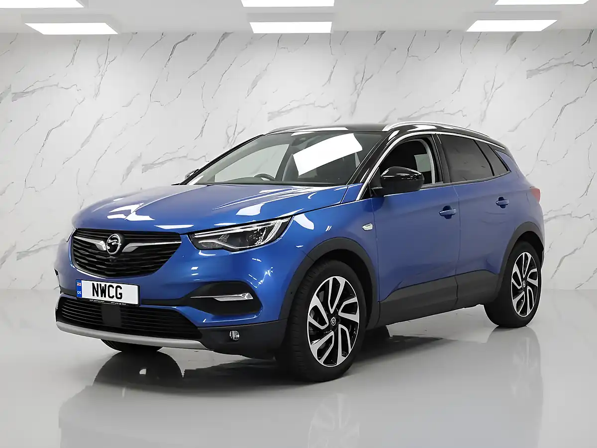 Used 2018 Vauxhall Grandland X Elite Nav Blue - Interior and Exterior details 3