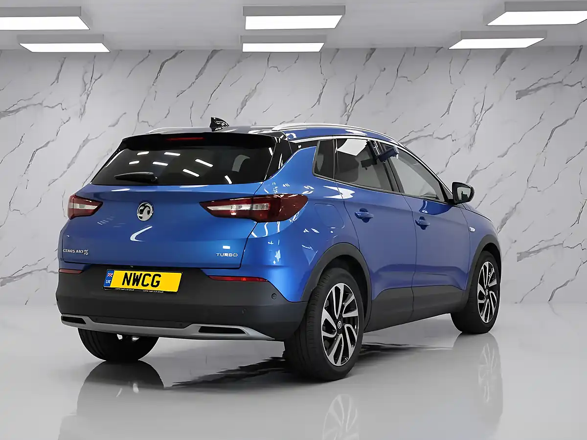 Used 2018 Vauxhall Grandland X Elite Nav Blue - Interior and Exterior details 5