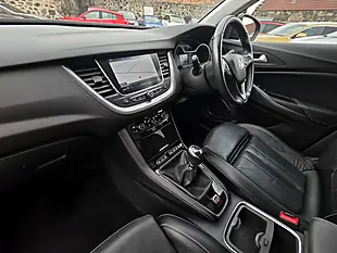 Used 2018 Vauxhall Grandland X Elite Nav Dark Ruby Red Metallic - Interior and Exterior details 11