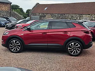 Used 2018 Vauxhall Grandland X Elite Nav Dark Ruby Red Metallic - Interior and Exterior details 14