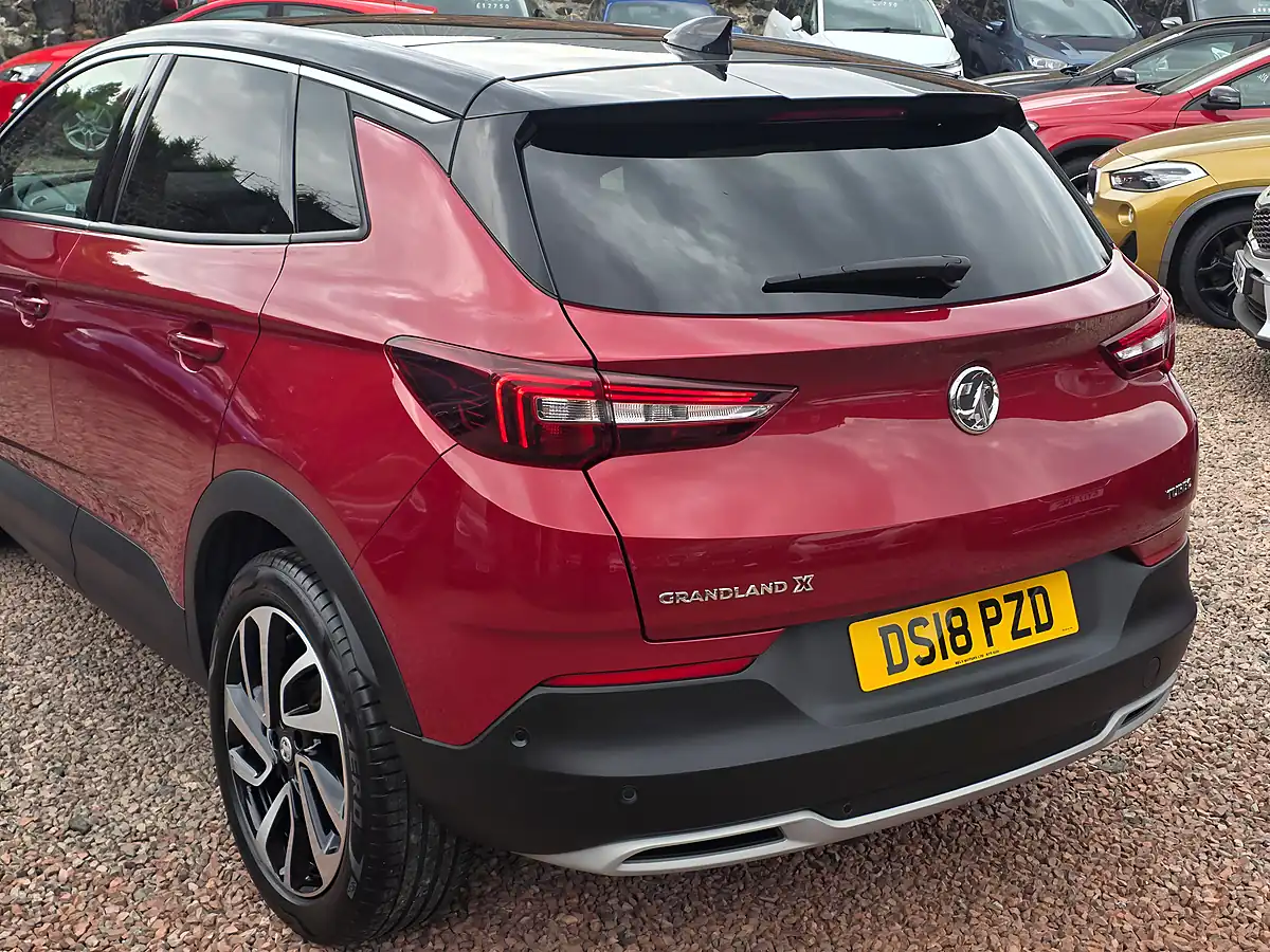 Used 2018 Vauxhall Grandland X Elite Nav Dark Ruby Red Metallic - Interior and Exterior details 16