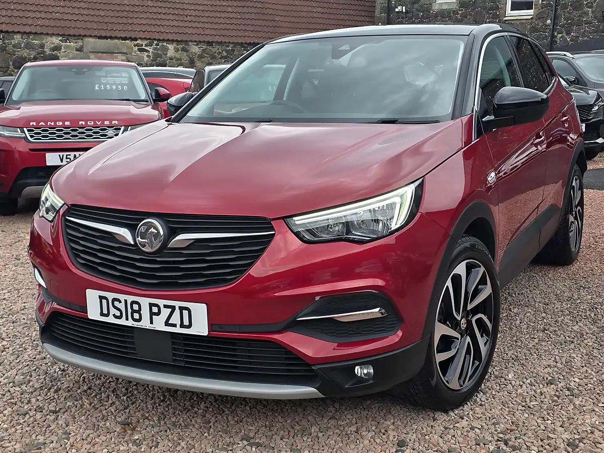 Used 2018 Vauxhall Grandland X Elite Nav Dark Ruby Red Metallic - Interior and Exterior details 5