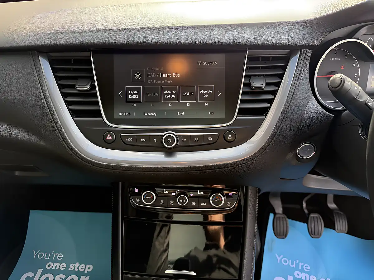 Used 2018 Vauxhall Grandland X Elite Nav Gold - Interior and Exterior details 15