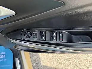 Used 2018 Vauxhall Grandland X Elite Nav Gold - Interior and Exterior details 18