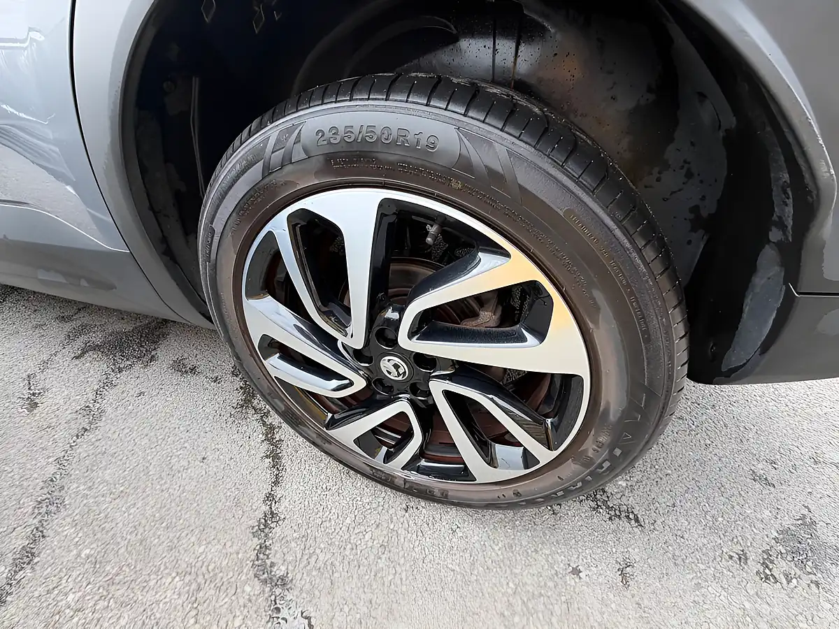 Used 2018 Vauxhall Grandland X Elite Nav Grey - Interior and Exterior details 13