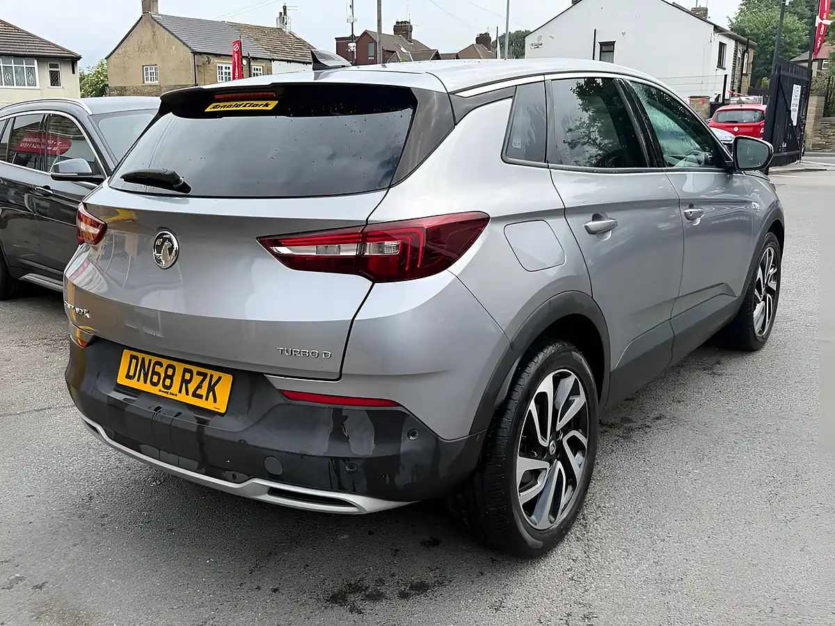 Used 2018 Vauxhall Grandland X Elite Nav Grey - Interior and Exterior details 7