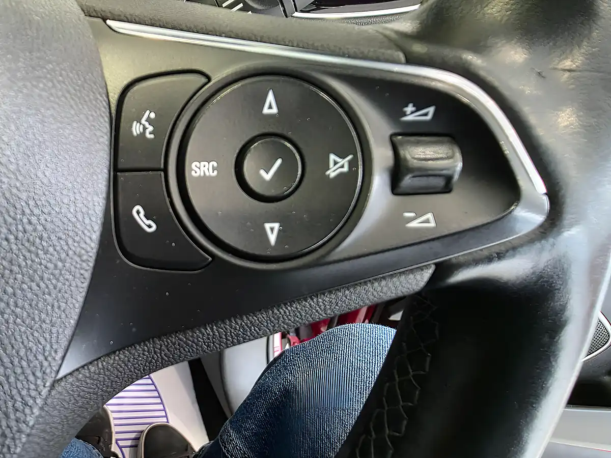 Used 2018 Vauxhall Grandland X Elite Nav Red - Interior and Exterior details 12