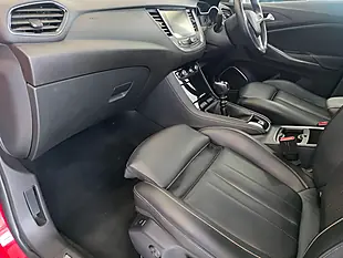 Used 2018 Vauxhall Grandland X Elite Nav Red - Interior and Exterior details 17