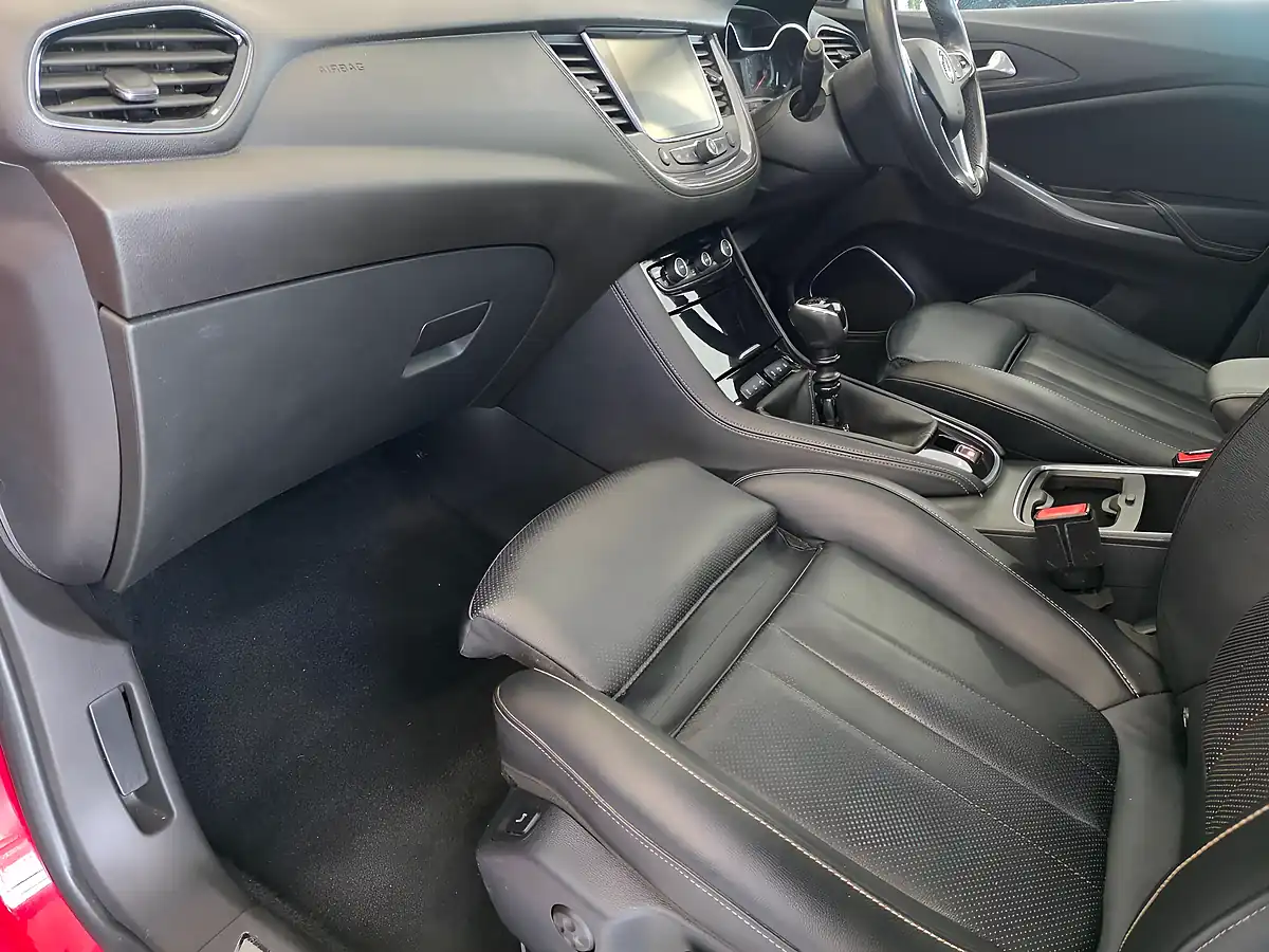 Used 2018 Vauxhall Grandland X Elite Nav Red - Interior and Exterior details 17