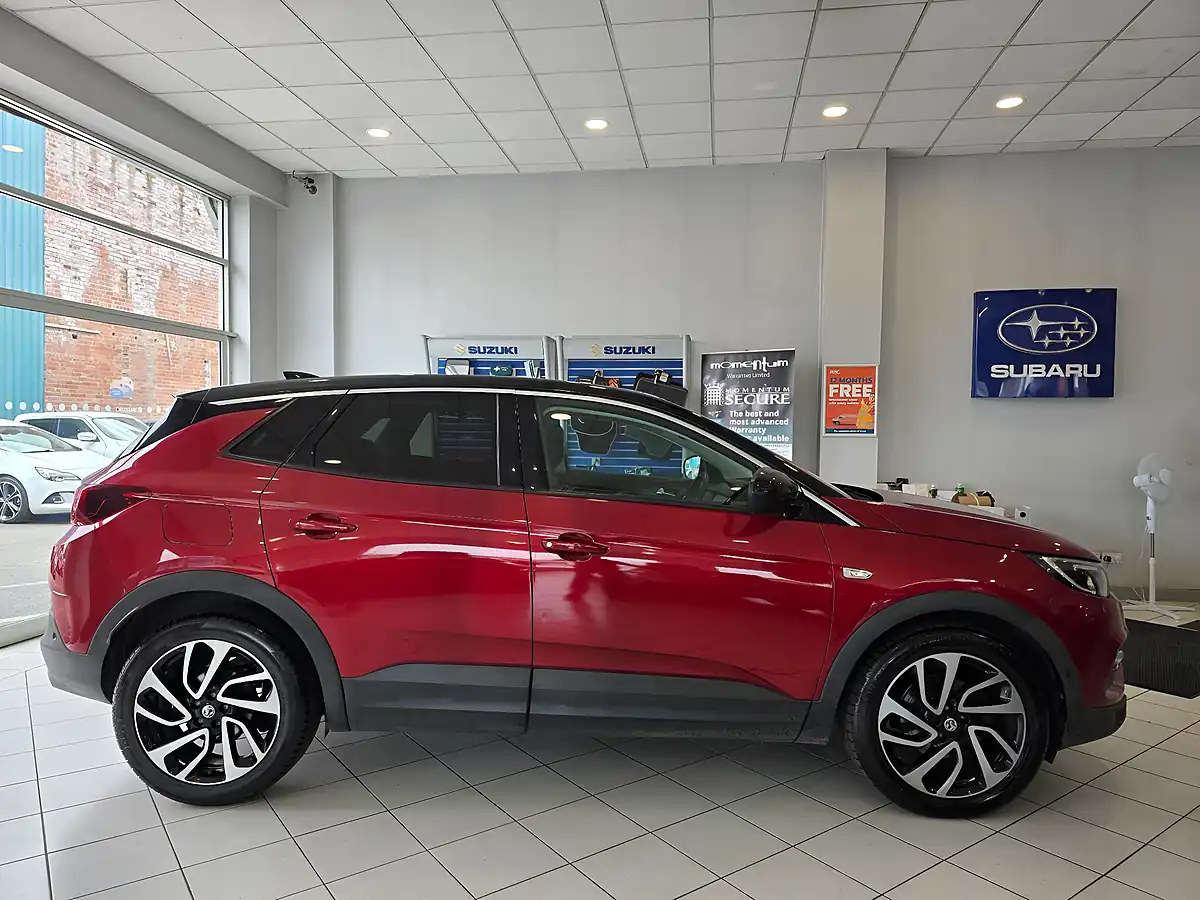 Used 2018 Vauxhall Grandland X Elite Nav Red - Interior and Exterior details 5